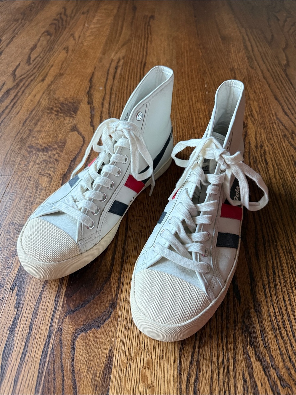 E Gola Women’s 7 White High-Top Sneakers with Red & Navy Side Stripes